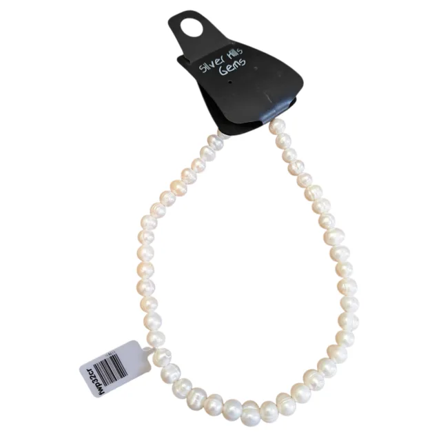 White ringed pearl, Approximately 7-8mm in size, 35 cm