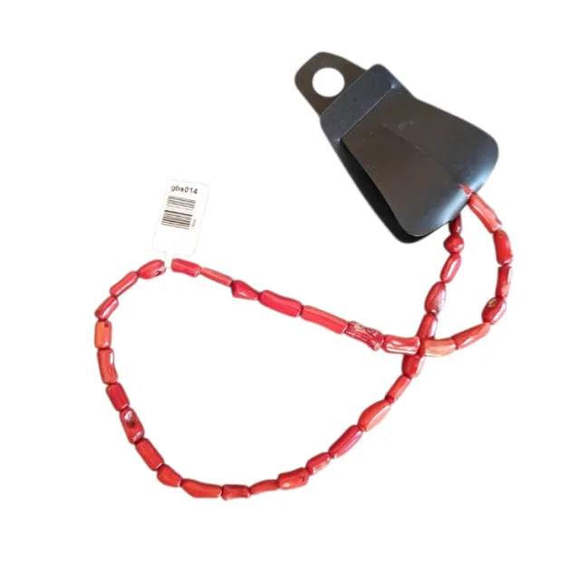 Red coral irregular shaped bead strand, 4-7mm beads, 40cm