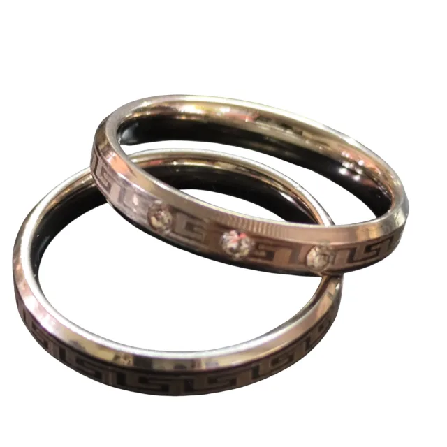 Double ring set, stainless steel, Greek design w rhinestones, ass. sizes