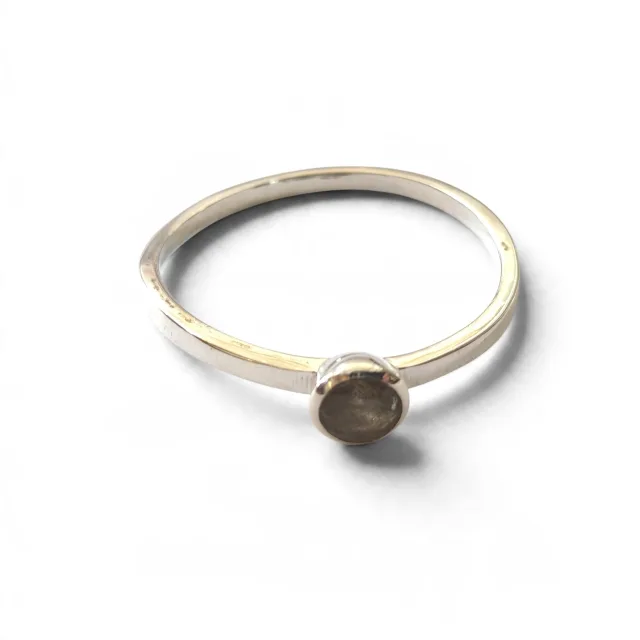 Labradorite ring in 925 silver, Round, size 9