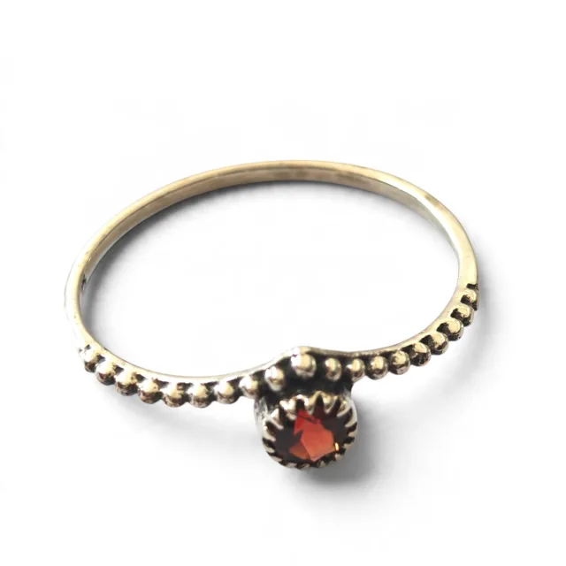 Garnet ring in 925 silver, Round, size 9