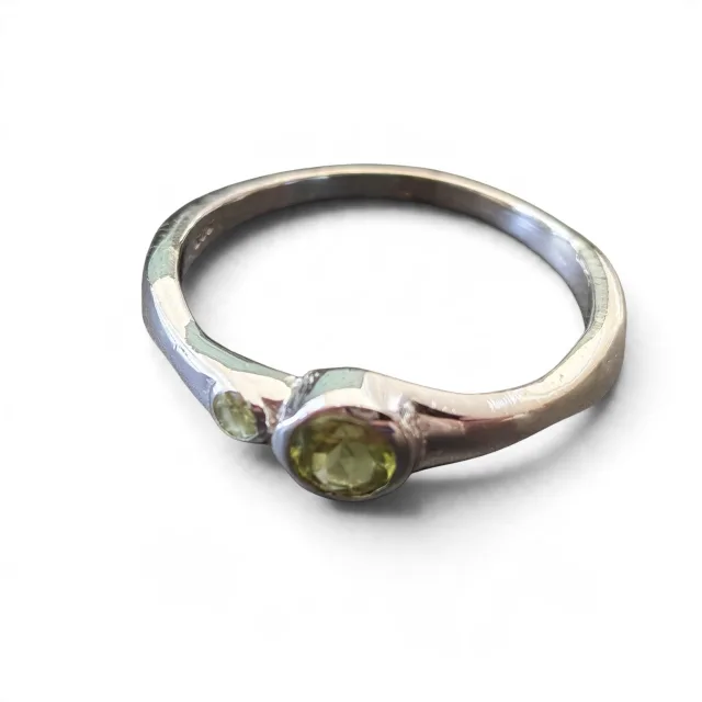 Peridot ring in 925 silver, Round, size 7