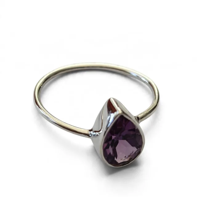 Amethyst Pear cut Solitaire ring in 925 silver, size 8